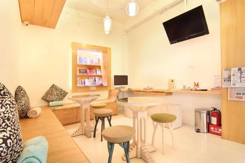 Fotos del hotel Sss Life:  6