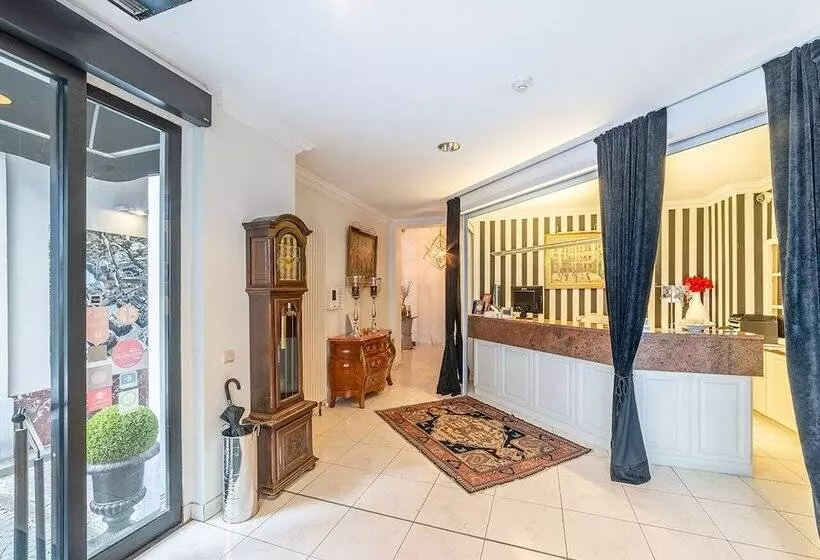 Fotos del hotel La Légende:  2