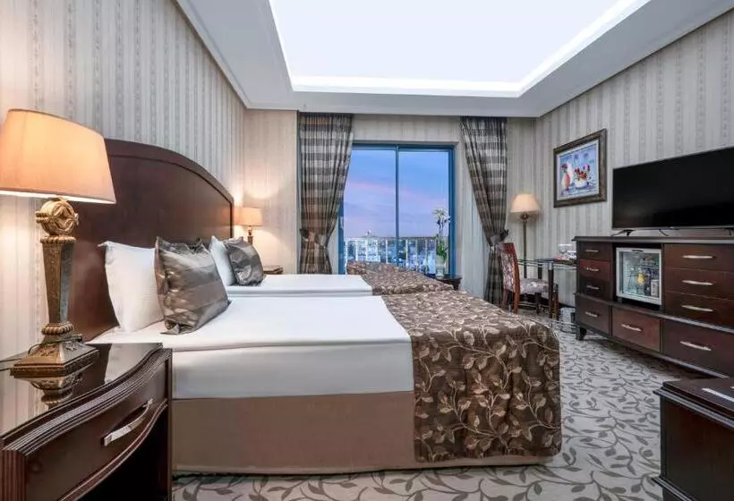 Fotos del hotel Merit Lefkosa Hotel & Casino:  24