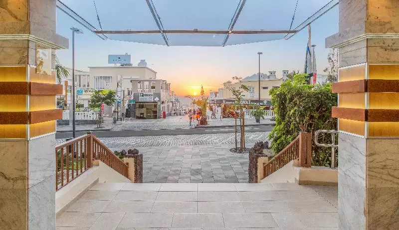 Fotos del hotel Royal Sunset Beach Club By Diamond Resorts:  12