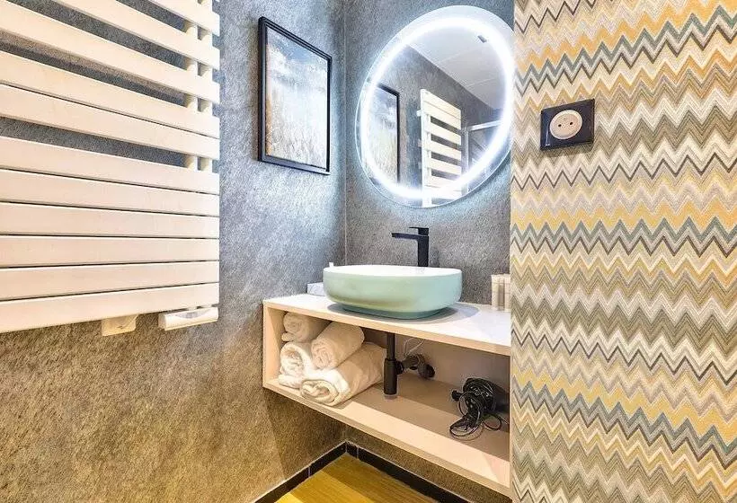 Fotos del hotel 33 Marbeuf:  11