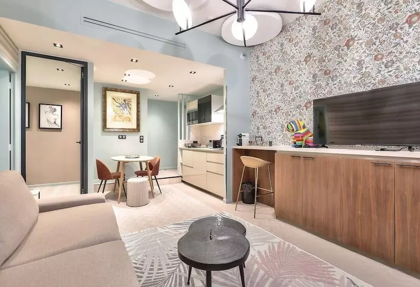 Fotos del hotel 33 Marbeuf:  25