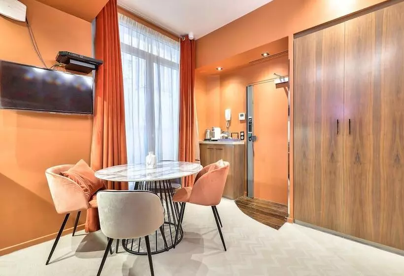 Fotos del hotel 33 Marbeuf:  18