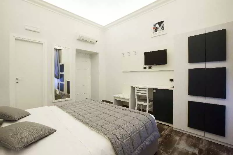 Fotos del hotel Dem Guest House:  3