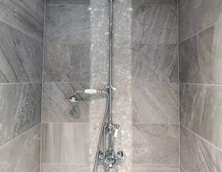 Fotos del hotel The Edinburgh Lodge:  25