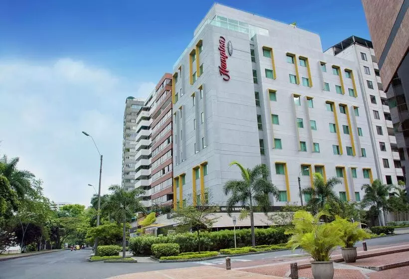 Fotos del hotel Hampton By Hilton Cali:  8