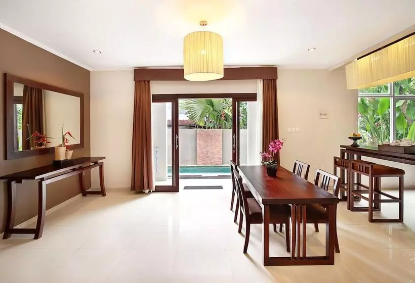 Fotos del hotel Uppala Villa Seminyak:  14