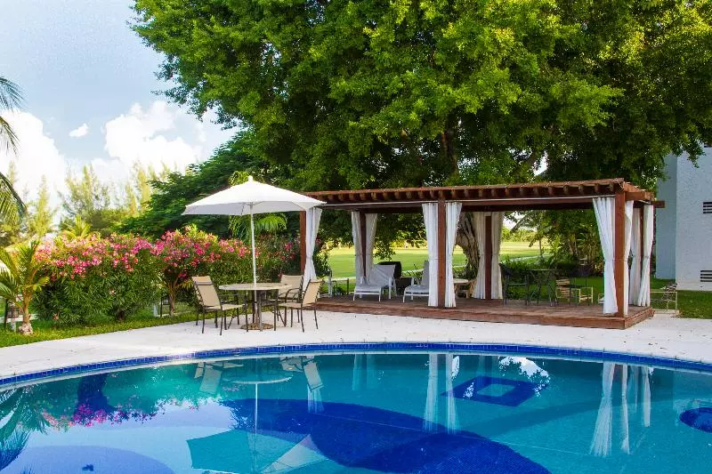 Fotos del hotel Las Gaviotas  & Suites:  6