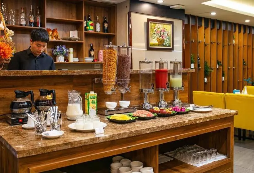 Fotos del hotel Golden Cyclo Premier:  6