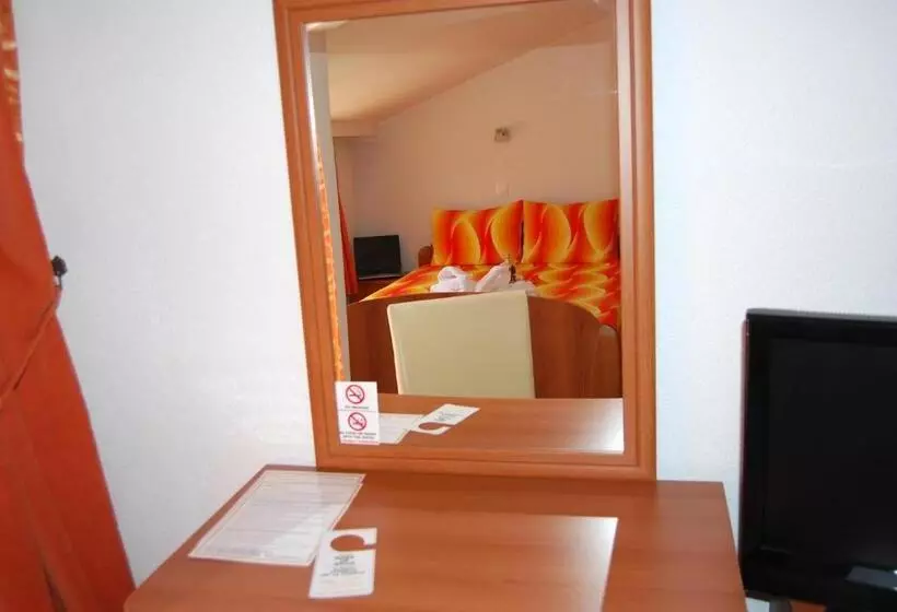 Fotos del hotel Villa Milka:  23