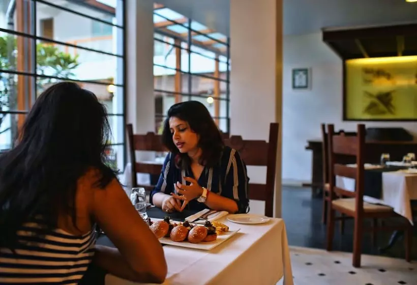 Fotos del hotel Eighth Bastion  Cgh Earth:  21