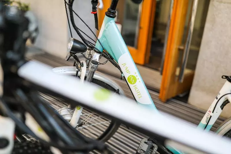 Fotos del hotel Jump Inn Hotel Belgrade:  10