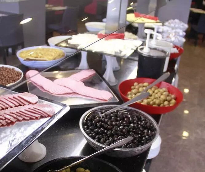 Fotos del hotel Tourist:  9