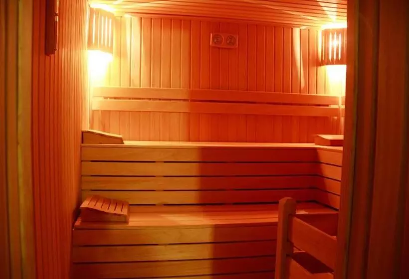 Fotos del hotel Tourist:  19