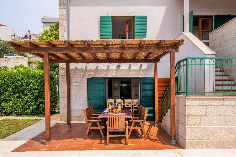 Fotos del hotel Villa Liza:  12