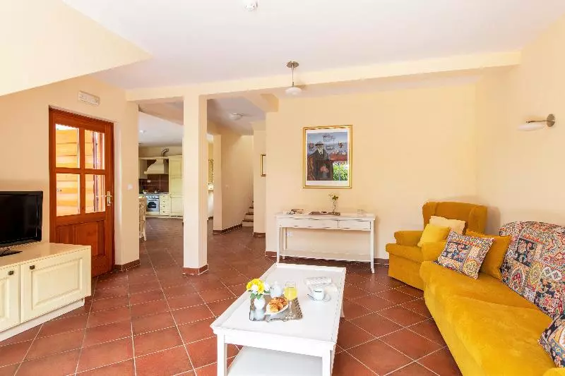 Fotos del hotel Villa Liza:  2