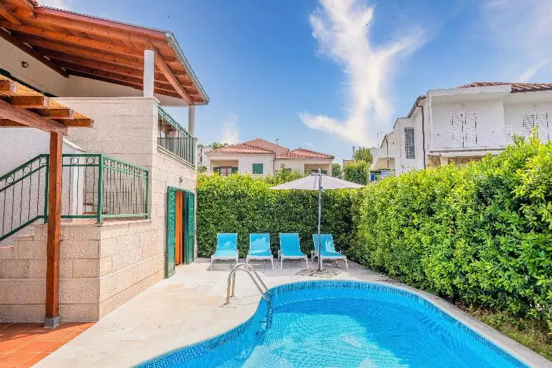 Fotos del hotel Villa Liza:  11