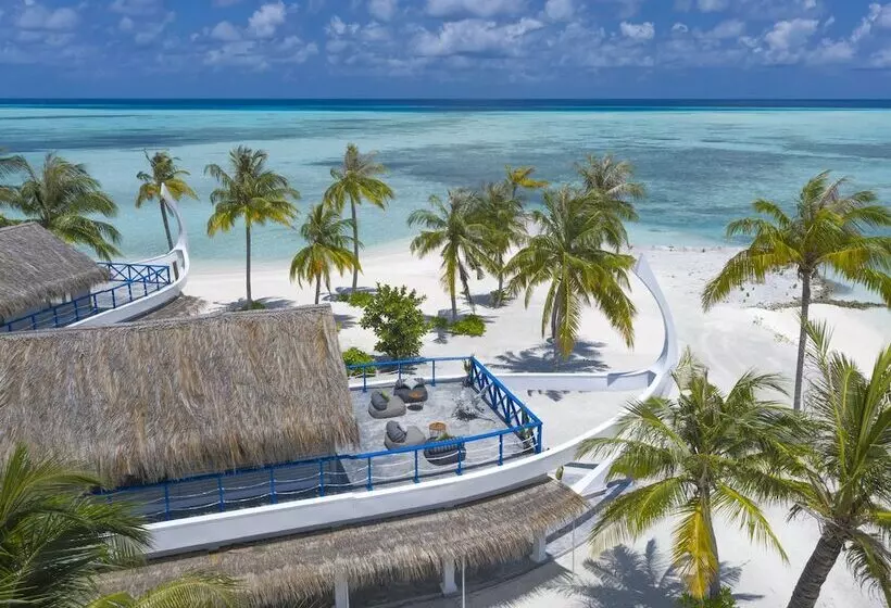 Rahaa Resort