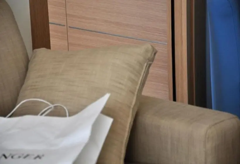 Fotos del hotel 325 Tor Vergata:  27