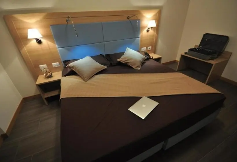 Fotos del hotel 325 Tor Vergata:  20