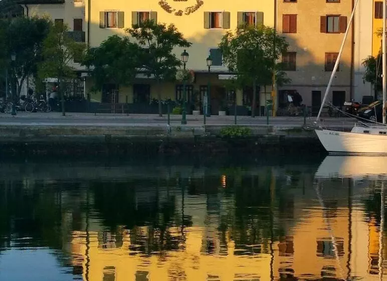 Fotos del hotel Alla Città Di Trieste:  24