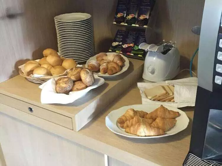 Fotos del hotel Alla Città Di Trieste:  2