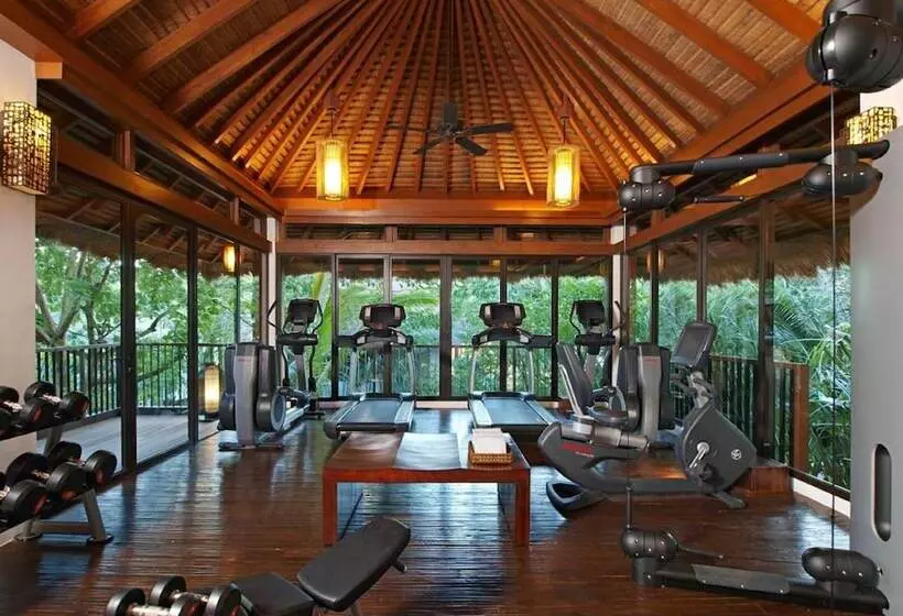 Fotos del hotel Pangulasian Island Resort:  3