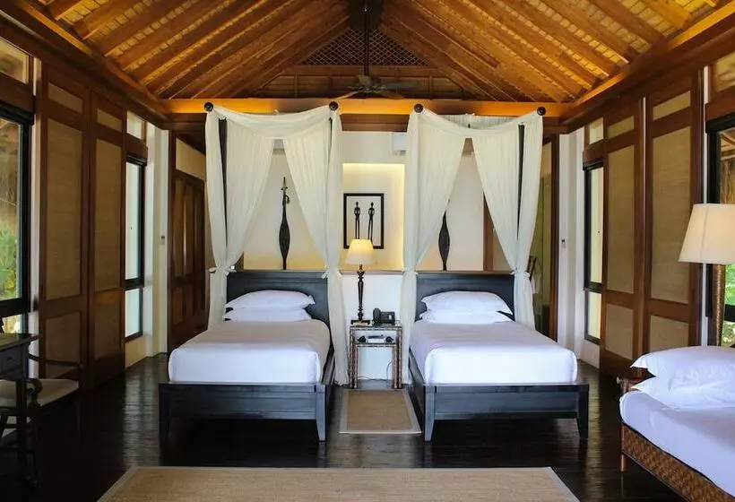 Pangulasian Island Resort