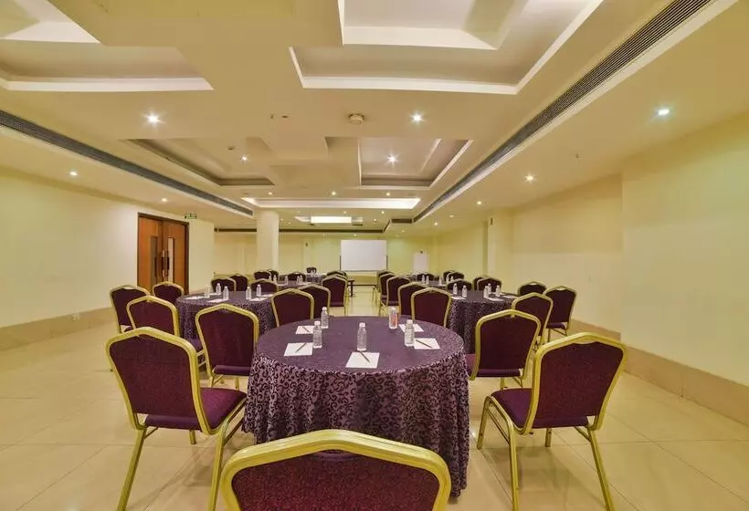 Fotos del hotel Mint Oodles:  5