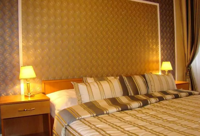 Fotos del hotel Saint Petersburg:  4