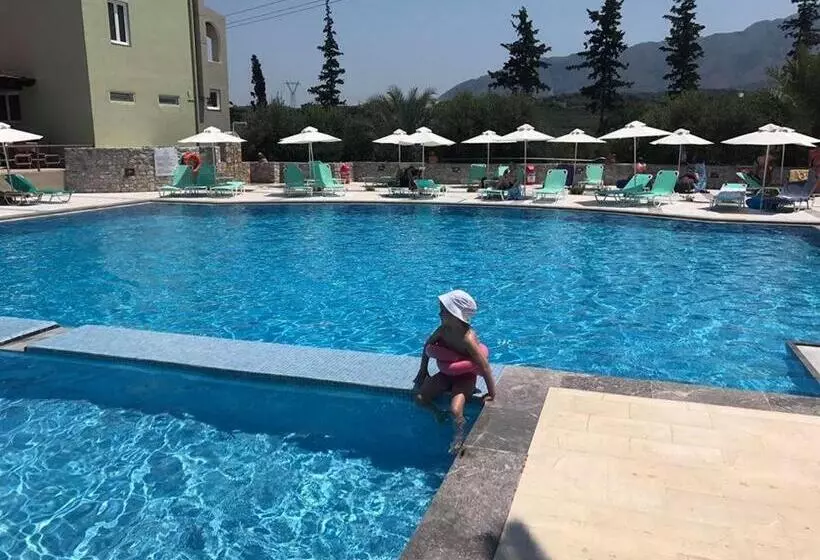 Fotos del hotel Vardis Olive Garden:  2