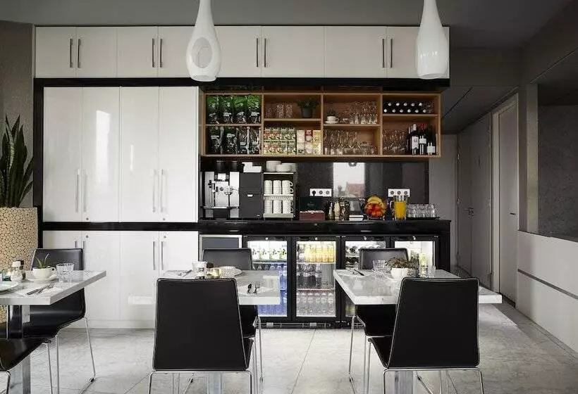 Fotos del hotel Amadi Park:  4