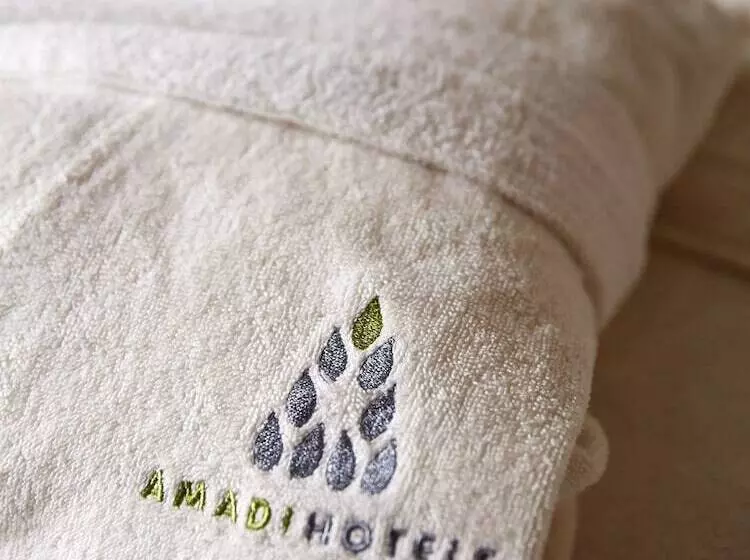 Fotos del hotel Amadi Park:  9