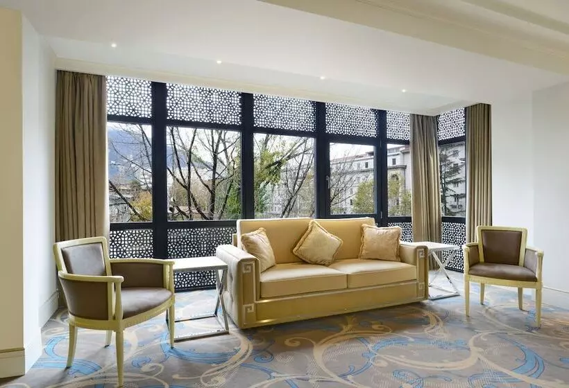 Fotos del hotel Ambassadori Tbilisi:  24