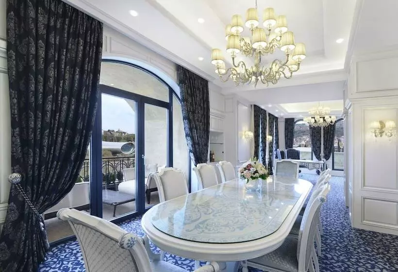 Fotos del hotel Ambassadori Tbilisi:  3