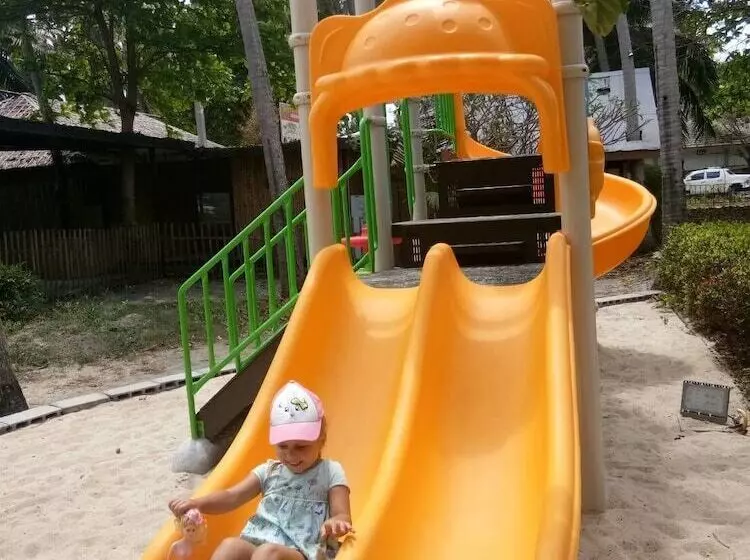 Fotos del hotel Coconut Beach Resort:  6