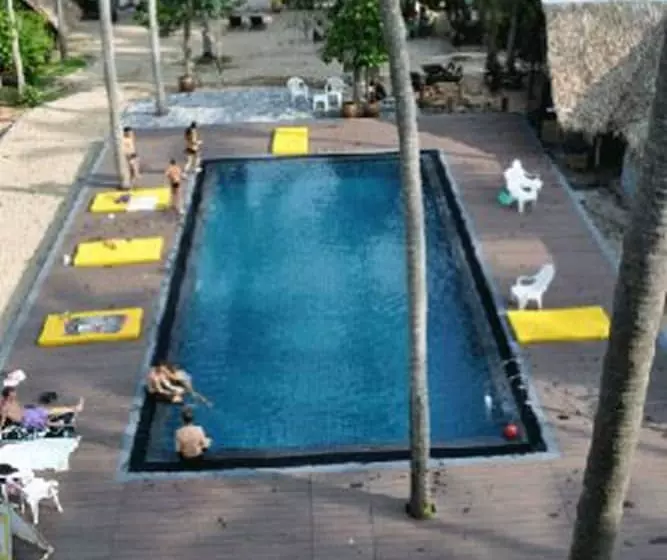 Fotos del hotel Coconut Beach Resort:  3