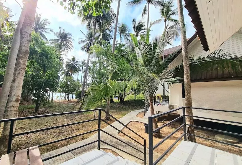 Fotos del hotel Coconut Beach Resort:  11