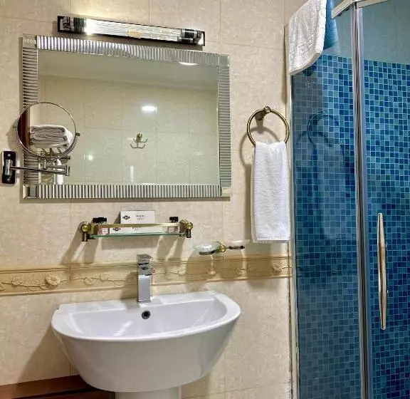 Fotos del hotel Hayot:  6