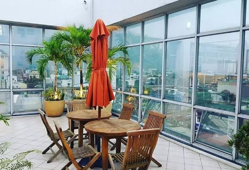 Fotos del hotel Herald Suites Solana:  11