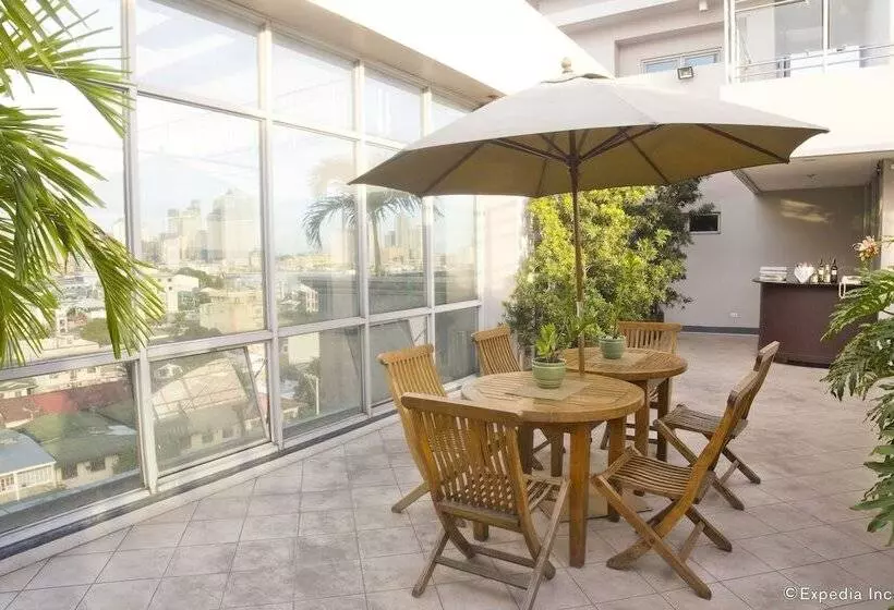 Fotos del hotel Herald Suites Solana:  6