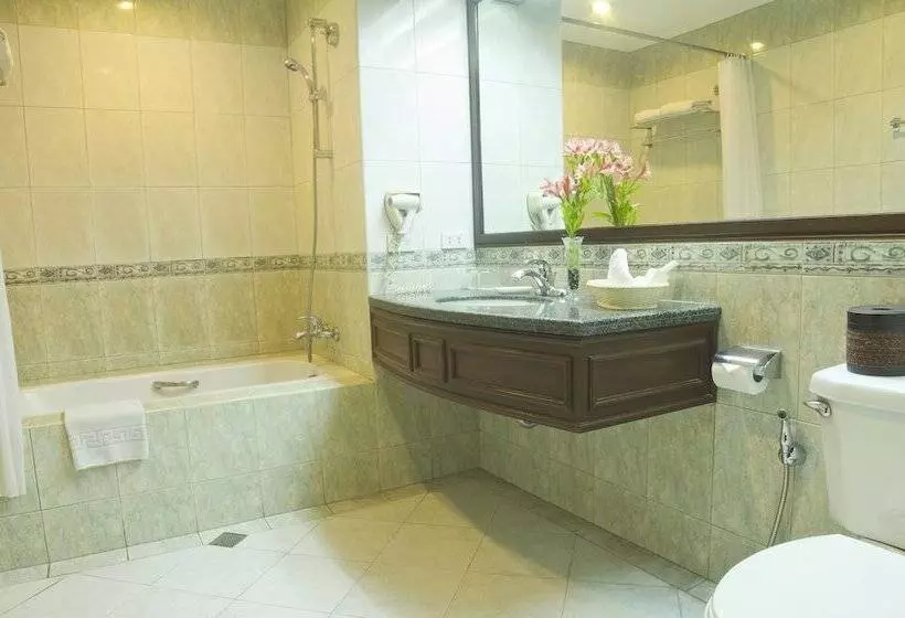 Fotos del hotel Herald Suites Solana:  15