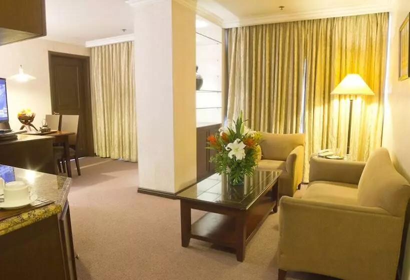 Fotos del hotel Herald Suites Solana:  22