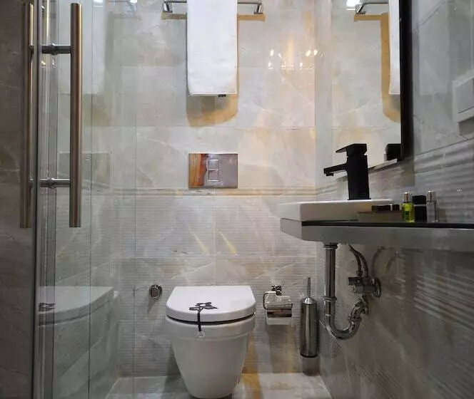 Fotos del hotel Ottopera:  4