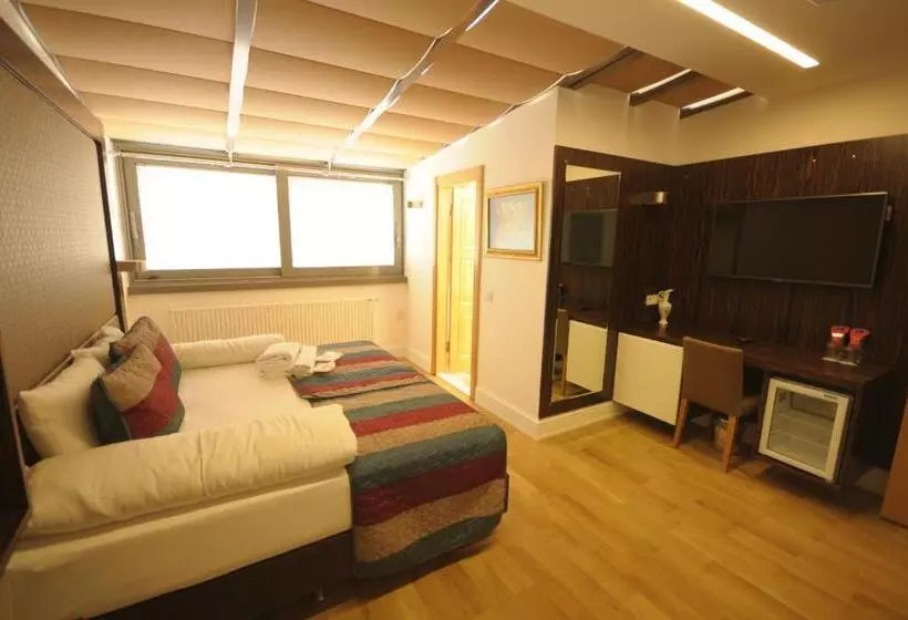 Fotos del hotel Ottopera:  24