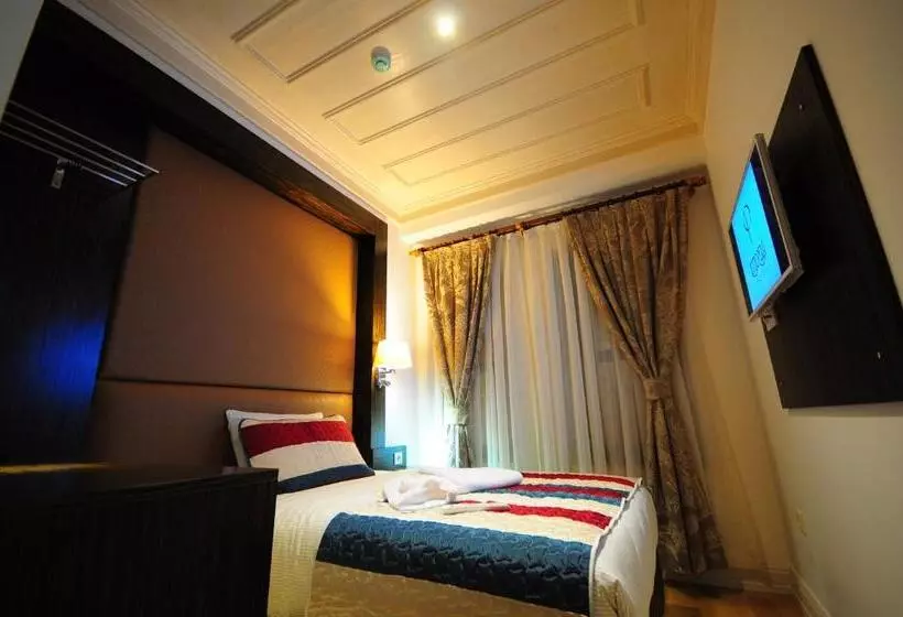 Fotos del hotel Ottopera:  8