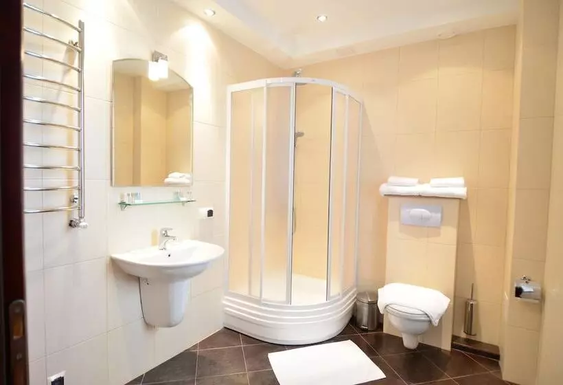 Fotos del hotel Platinum:  4