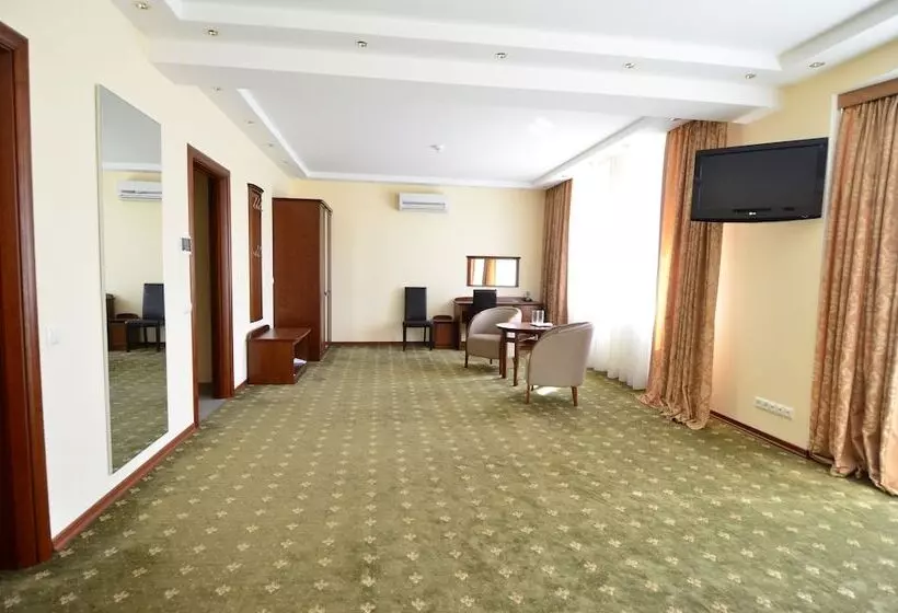 Fotos del hotel Platinum:  14