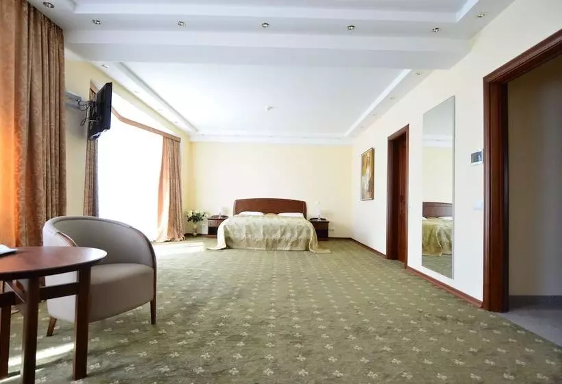 Fotos del hotel Platinum:  12