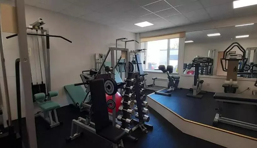 Fotos del hotel Sky High  Airport 200 Meters From The Terminal:  16